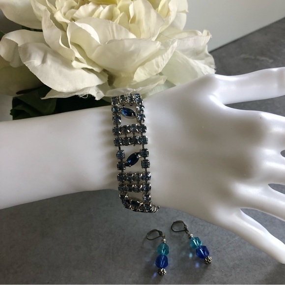 Sapphire Blue Rhinestone Statement Bracelet & Dangle Earrings Set - Picture 4 of 8